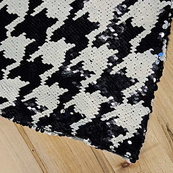 Zara Skirt, Size S - Picture 3 of 4